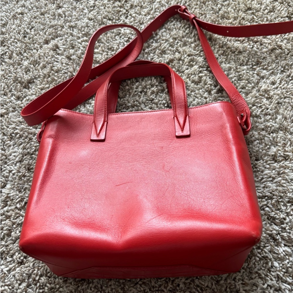 Nwot Vince. Baby Signature V Croc Embossed Leather Tote bag rusty red - Picture 8 of 12